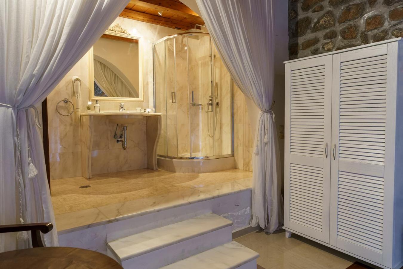 Nereids Guesthouse Hydra  Exterior photo