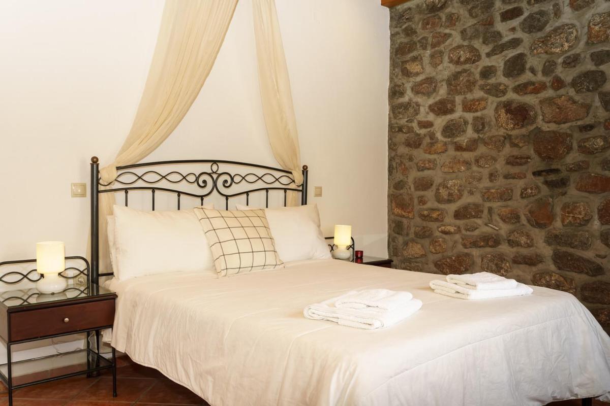 Nereids Guesthouse Hydra  Exterior photo